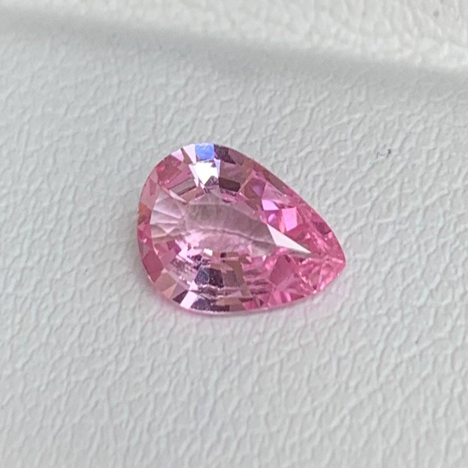 0.83 Cts Unheated Padparadscha Sapphire - (UH) - Baza Boutique 