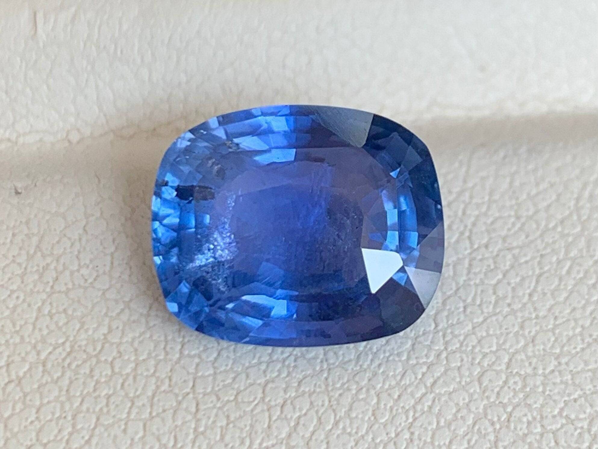 5.17 Cts Natural Unheated Cornflower Blue Sapphire - (UH) - Baza Boutique 