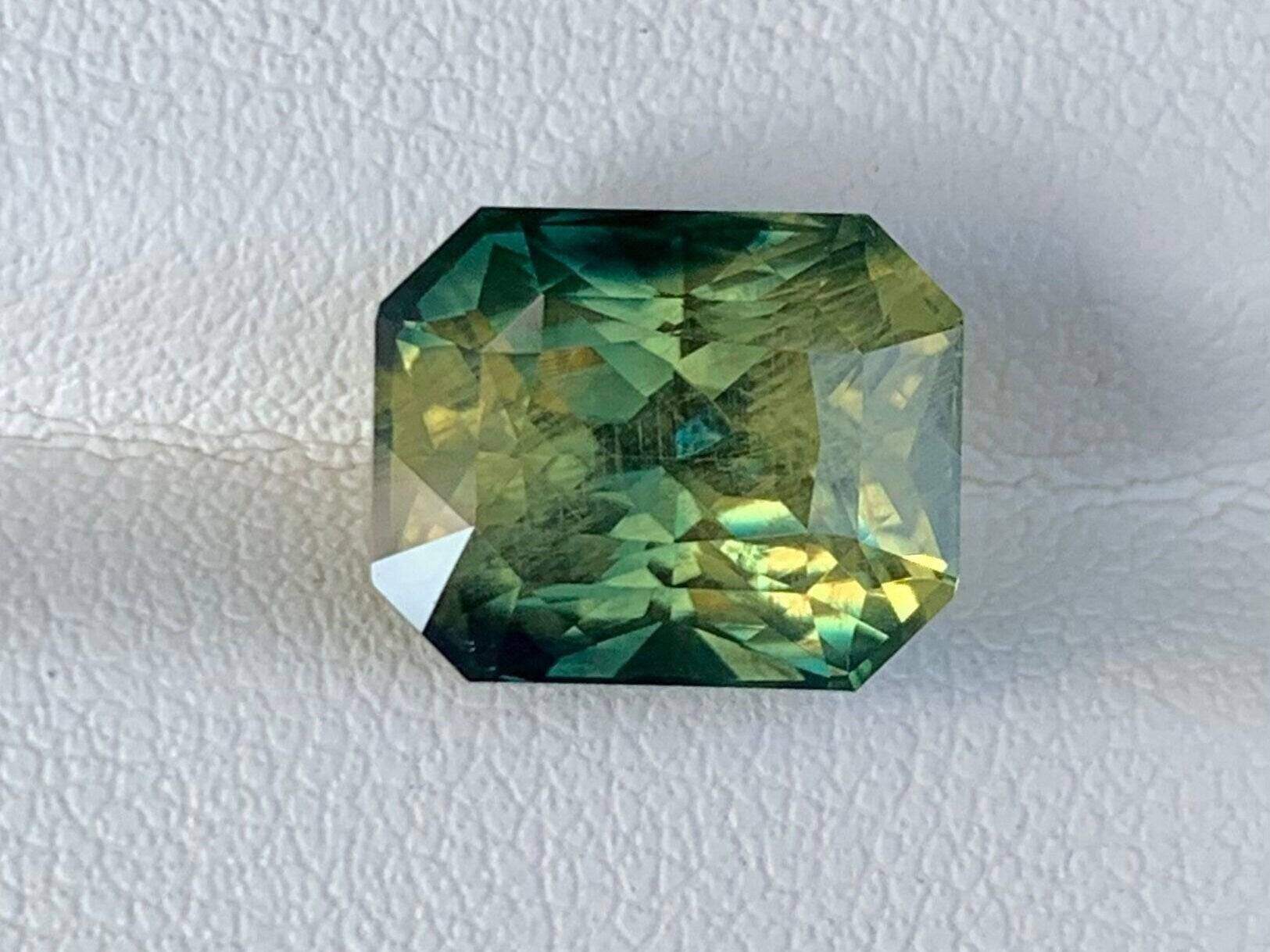 6.86 Cts Natural Parti Teal Sapphire - (UH) - Baza Boutique 