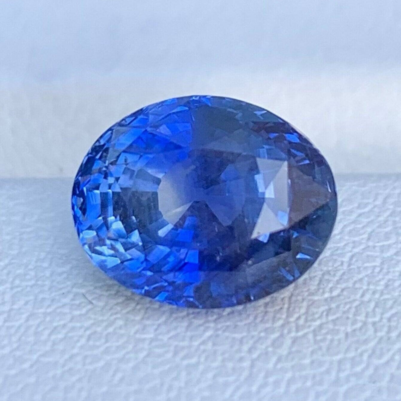 Unheated Blue sapphire 4.65 Cts, Natural Cornflower Blue Sapphire, Ceylon Blue sapphire Engagement ring, Cushion Blue Sapphire, Gift for her - Baza Boutique 