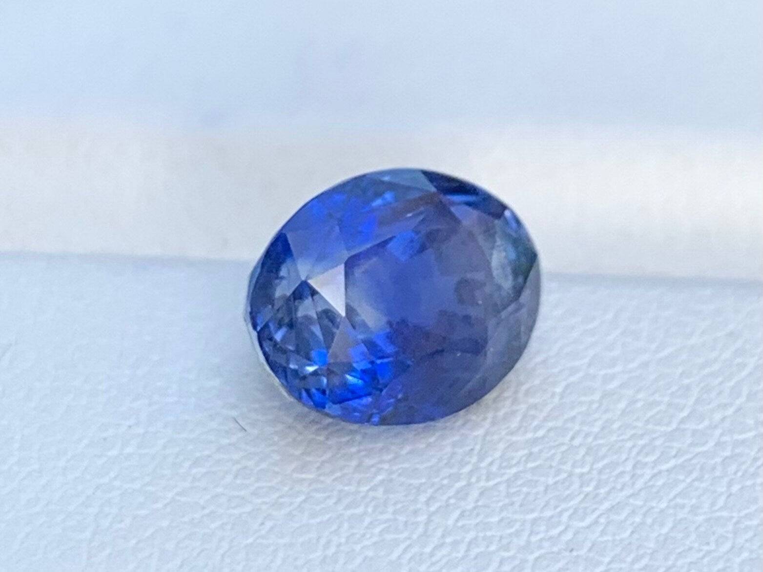 Unheated Blue sapphire 4.65 Cts, Natural Cornflower Blue Sapphire, Ceylon Blue sapphire Engagement ring, Cushion Blue Sapphire, Gift for her - Baza Boutique 