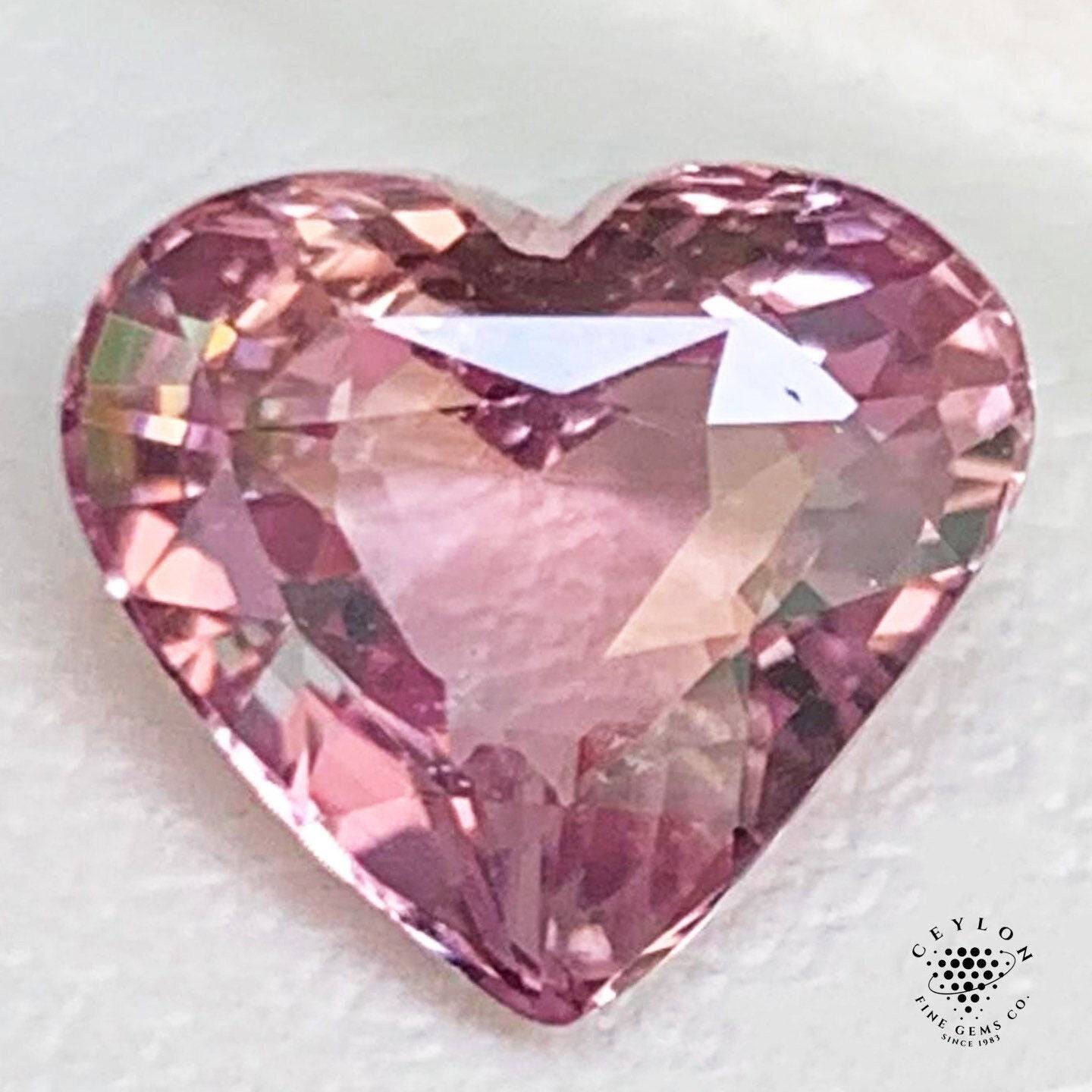 3.03 Cts Unheated Padparadscha Sapphire - (UH) - Baza Boutique 