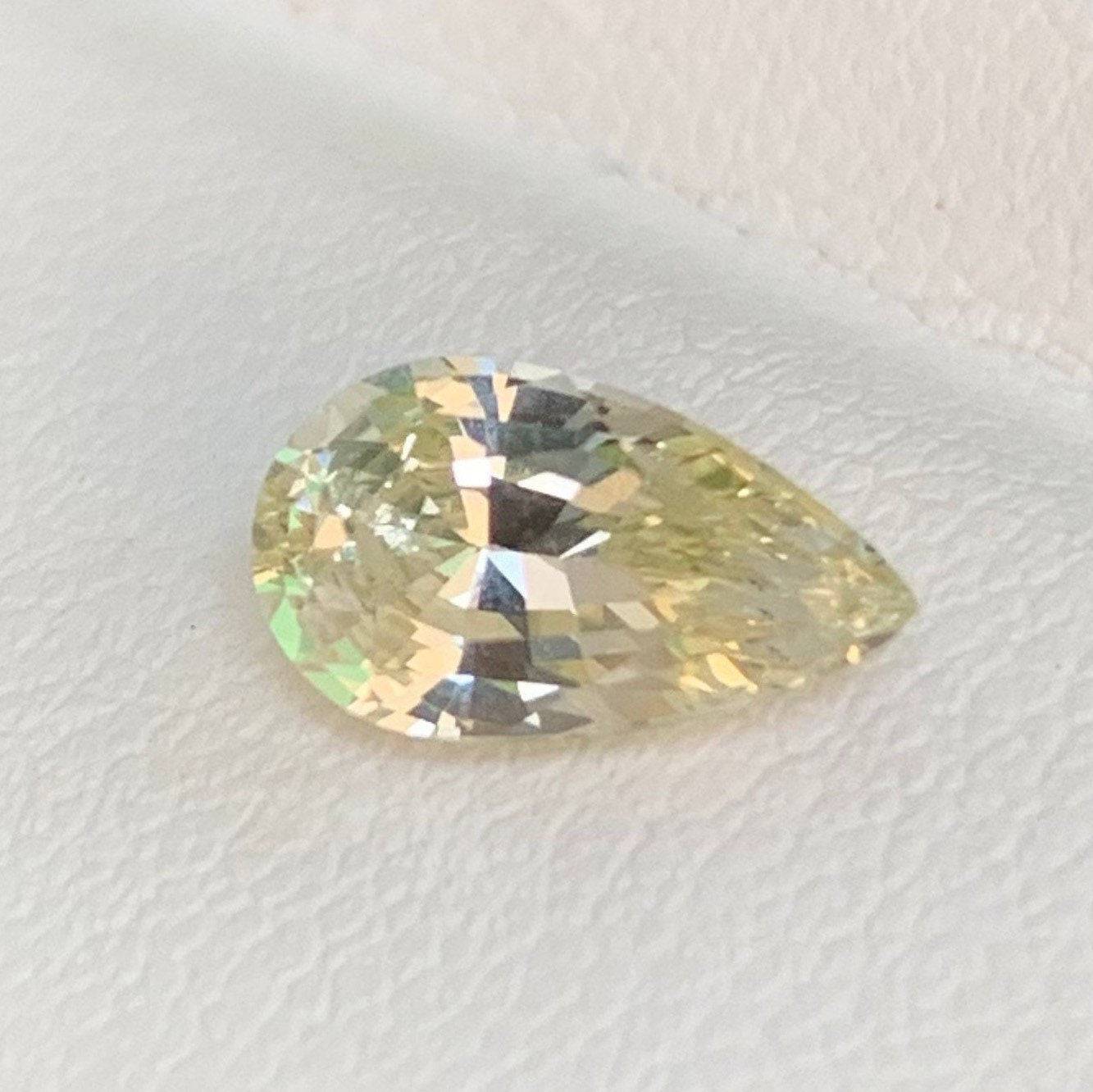 Champagne Sapphire 1.57 Carats, Unheated Yellow Sapphire, Yellow Sapphire Engagement Ring, Yellow Sapphire Vedic Ring, Lemon Sapphire, - Baza Boutique 