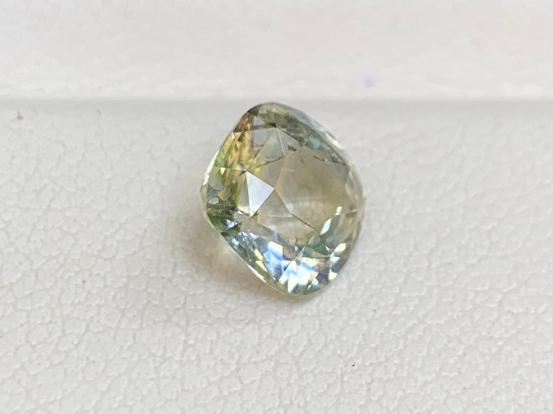 Bi-Color Sapphire 1.88 Cts, Unheated Bi Color Sapphire, Gemstone For Jewelry Making, Rare Gemstones, Ceylon Natural Gemstone, Loose Gemstone - Baza Boutique 