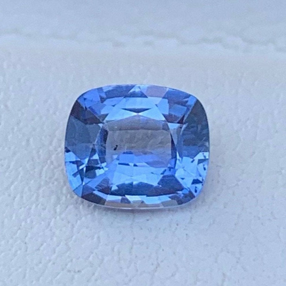 Blue sapphire 0.90 Cts, Natural Cornflower Blue Sapphire, Blue sapphire for Engagement ring, Ceylon Blue Sapphire, Cushion Sapphire for her - Baza Boutique 