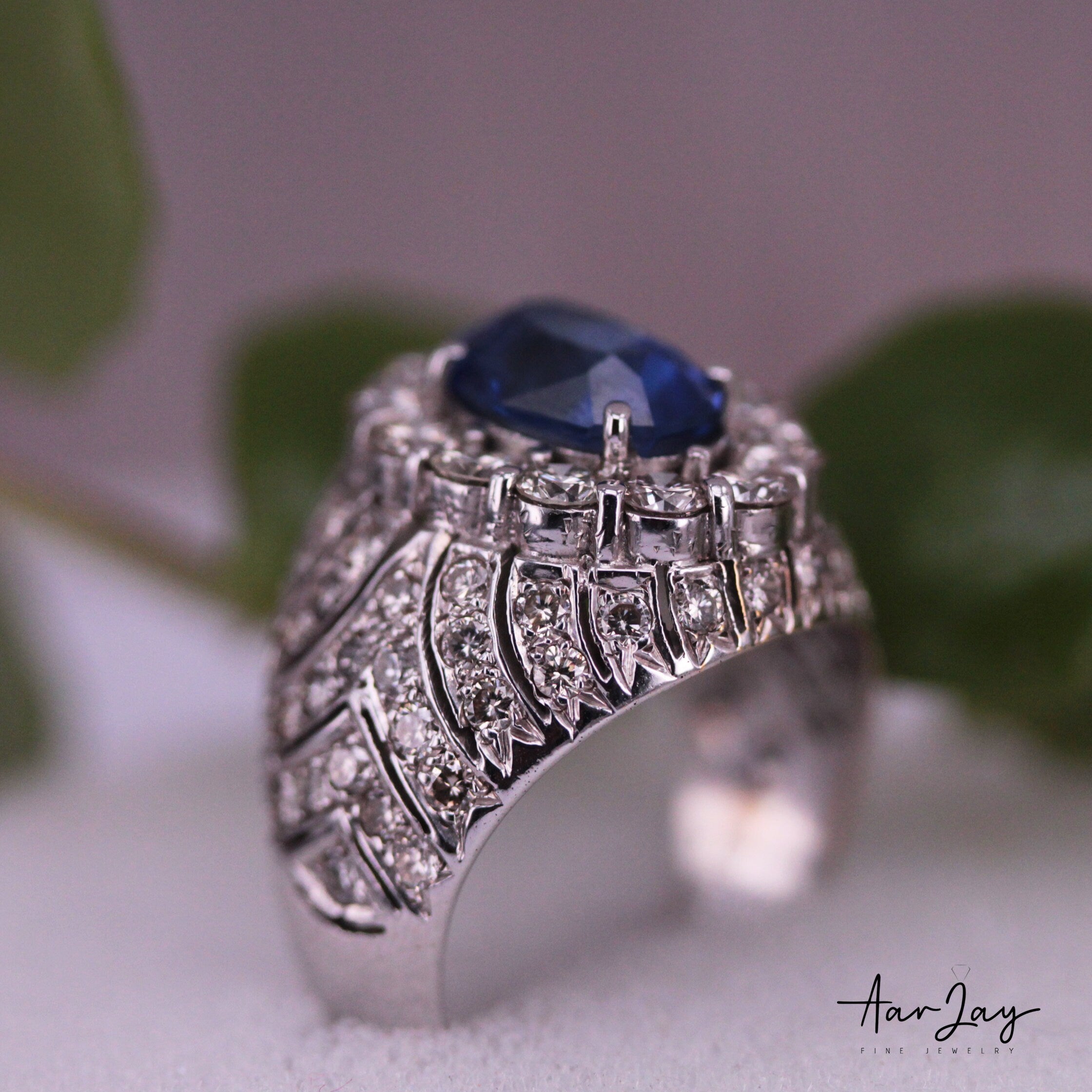 MASTERPIECE Cornflower Blue Sapphire 4.20 Cts Unheated Blue Sapphire in 14Kt White Gold Ring - Baza Boutique 